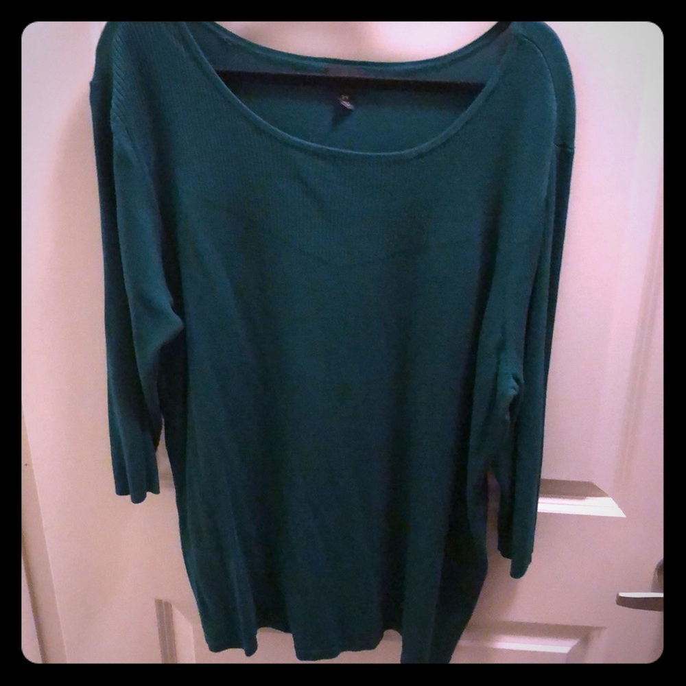 Emerald sweater in perfect condition!